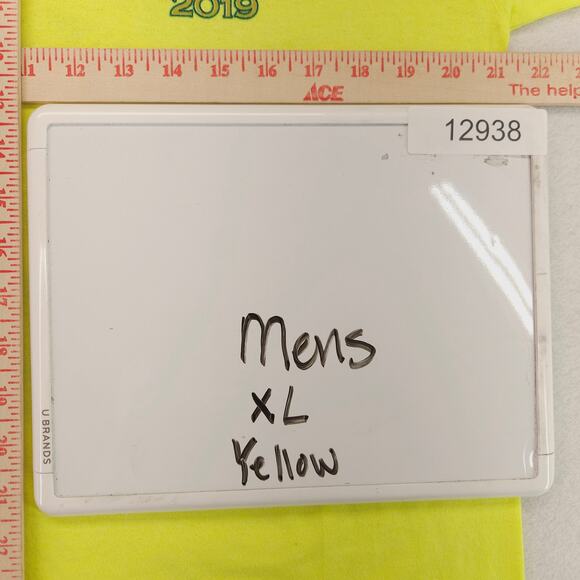 Sturgis Motorcycle Rally 2019 Graphic T Shirt Mens Size Extra Large XL Yellow - Picture 7 of 9